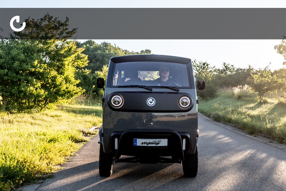xbus_e-mobilitaet_mit_logo